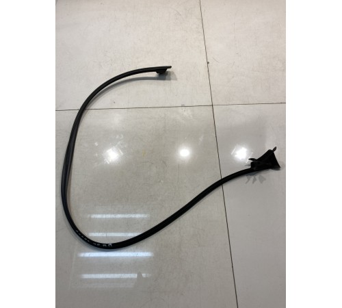 Уплотнитель двери(передний,правый)