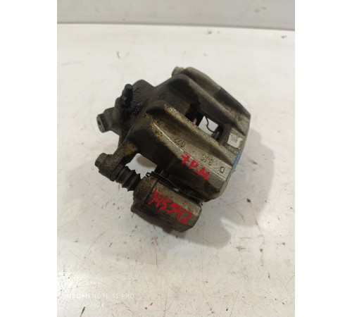 Суппорт передний правый