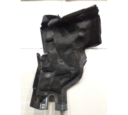 Левая накладка моторного щита