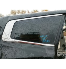 Стекло глухое правое, форточка