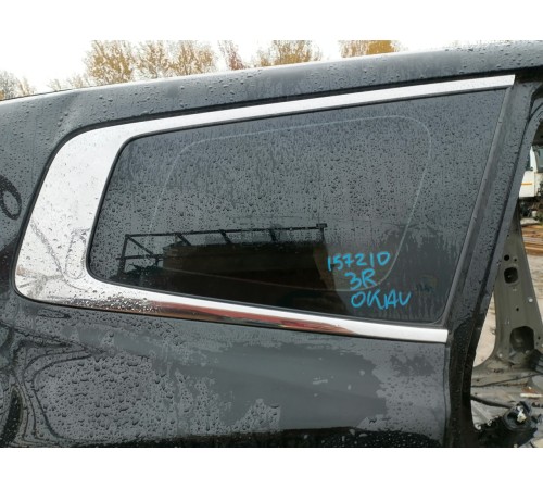 Стекло глухое правое, форточка