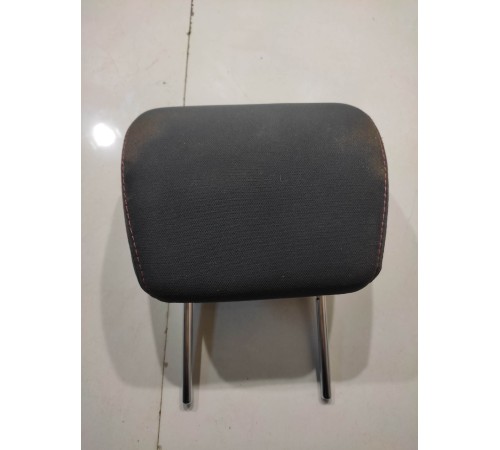 Подголовник (задний)