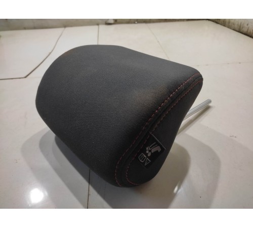 Подголовник (задний)