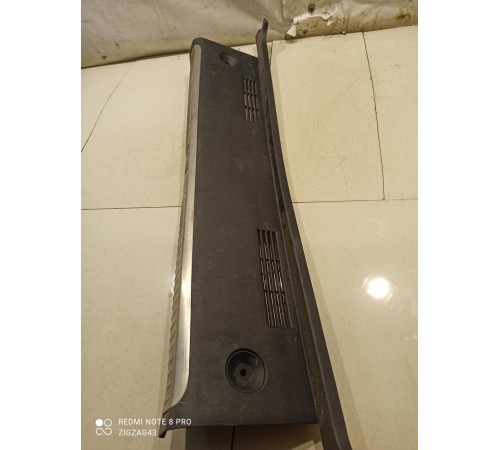 Обшивка багажника