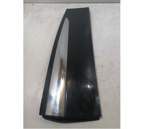 Накладка двери задняя левая (нижняя)