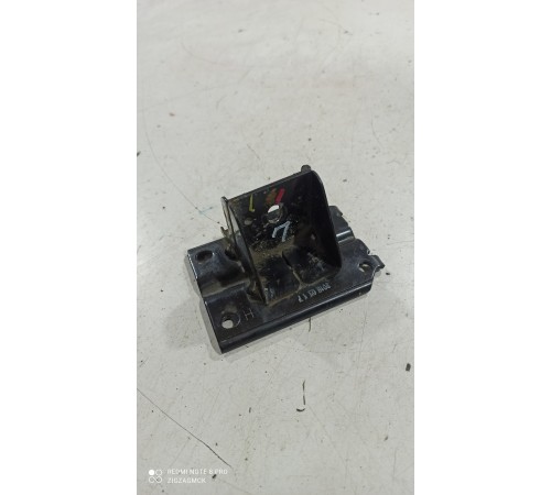 Кронштейн(крепление) радиатора левый