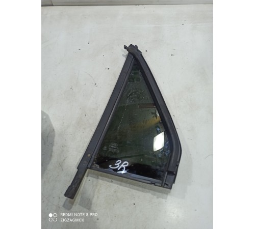 Форточка двери(задняя правая)