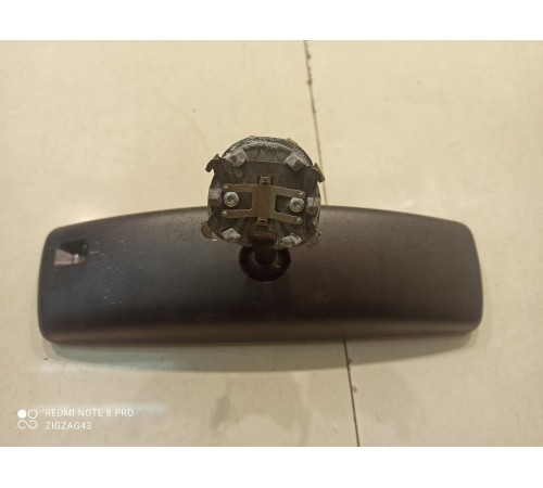 Зеркало заднего вида салонное