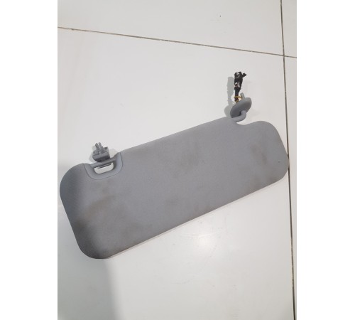 Козырёк солнцезащитный левый