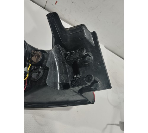 Фонарь (задний правый)