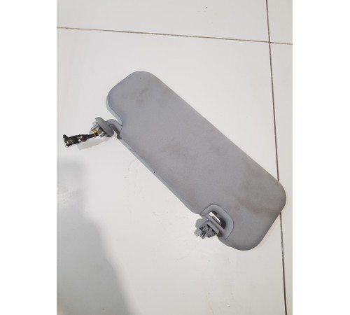 Козырёк солнцезащитный левый