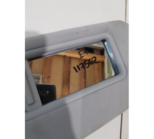 Козырёк солнцезащитный левый