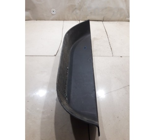 Накладка ступеньки (передняя левая)