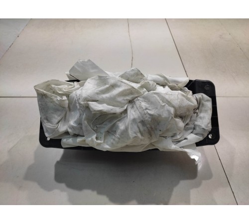 Подушка безопасности пассажира