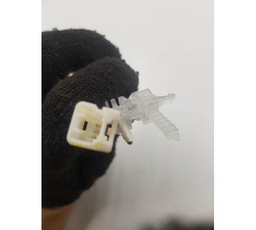 Датчик температуры радиатора отопителя