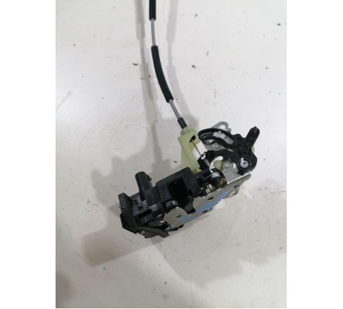 Замок двери задний левый