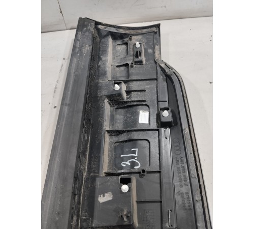 Накладка двери (задняя левая)