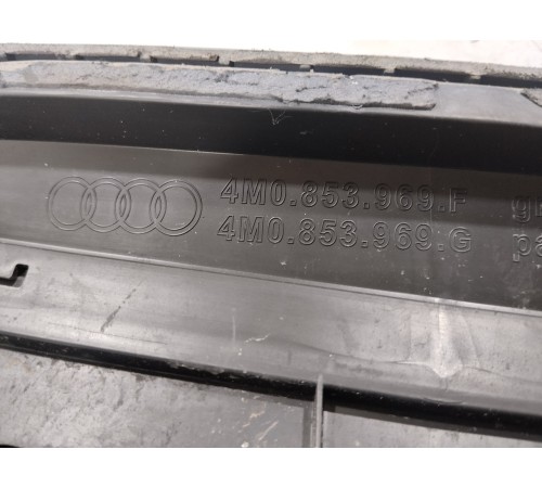 Накладка двери (задняя левая)