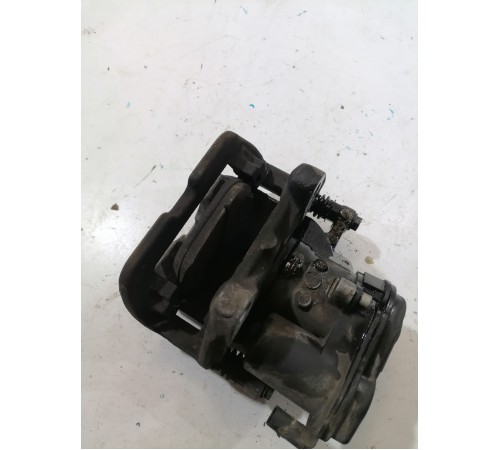 Суппорт задний левый