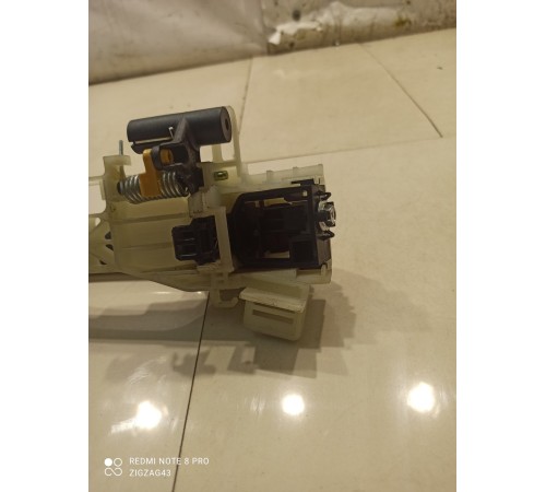 Ручка двери (передняя, правая, внешняя)