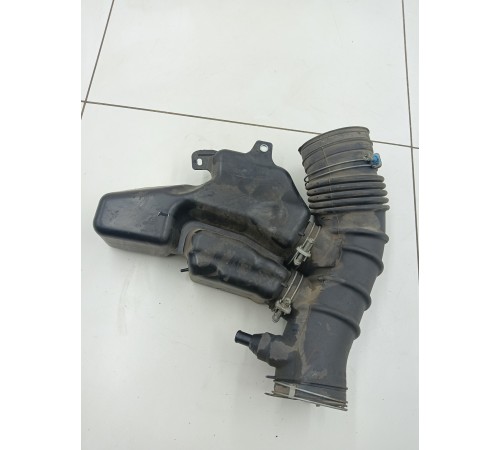 Резонатор воздушного фильтра