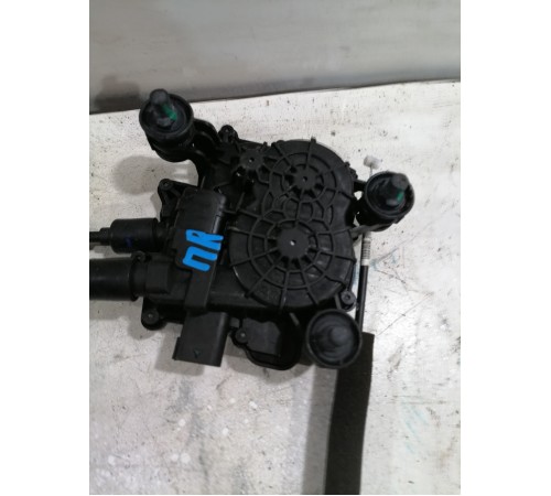 Замок двери передний правый