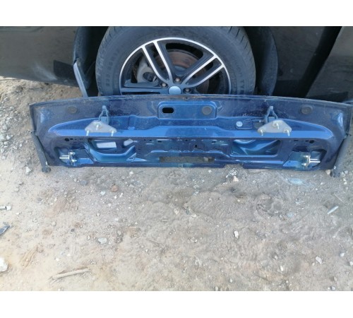 Задний борт багажника