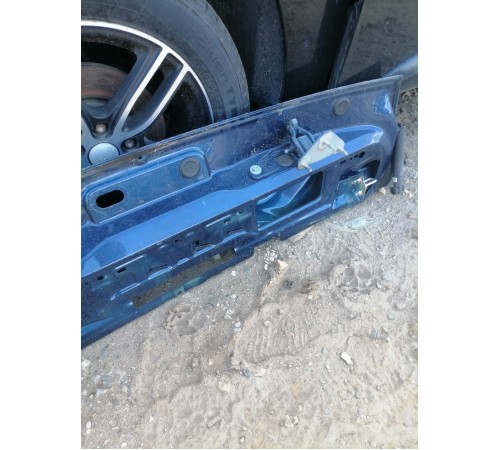 Задний борт багажника