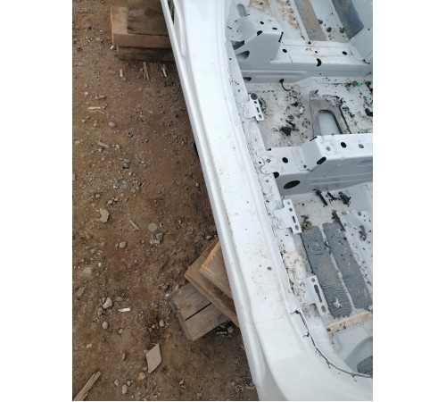 Порог со стойкой правый