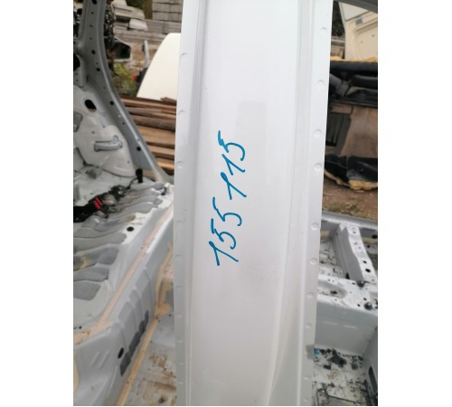 Порог со стойкой правый