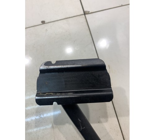 Педаль тормоза