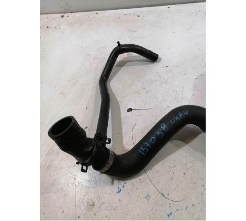 Патрубок системы охлаждения