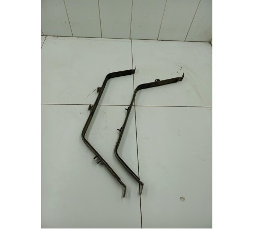 Кронштейн крепление бака