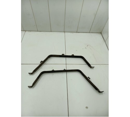 Кронштейн крепление бака