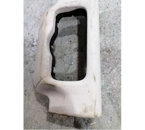 Накладка торпедо декоративная левая