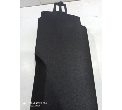 Обшивка центральной стойки(левая нижняя)