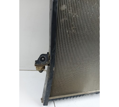 Радиатор охлаждения двигателя