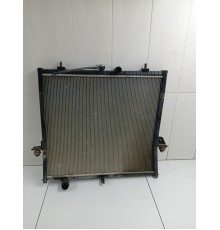 Радиатор охлаждения двигателя