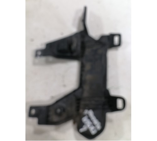 Накладка переднего бампера левая, заглушка ПТФ