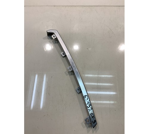 Молдинг решётки радиатора