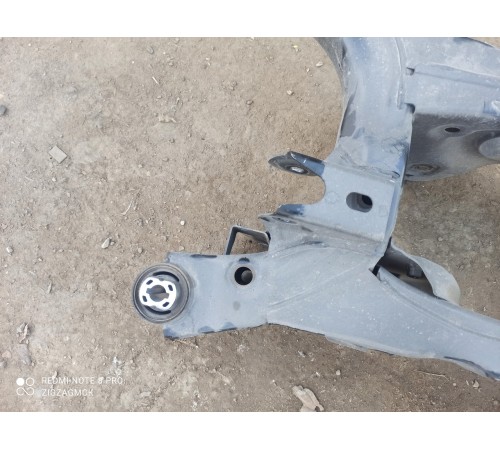 Подрамник задний