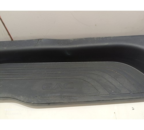 Накладка порога задняя левая