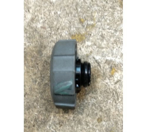 Пробка расширительного бочка