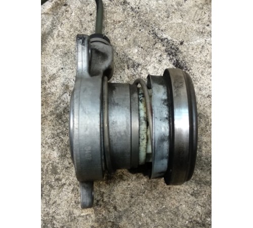 Выжимной подшипник сцепления