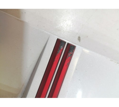 Декоративная накладка крыла передняя левая