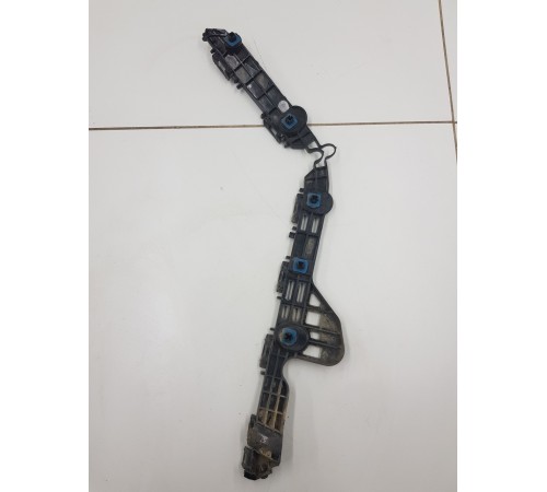 Кронштейн заднего бампера правый