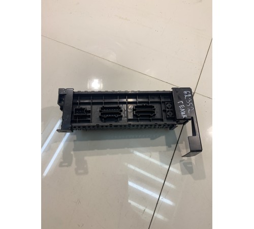 Блок предохранителей