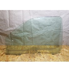 Стекло двери передней левое