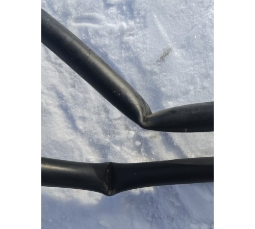 Патрубок системы охлаждения