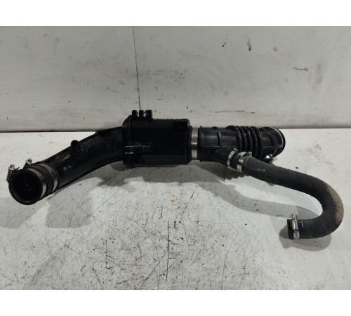 Патрубок воздушного фильтра